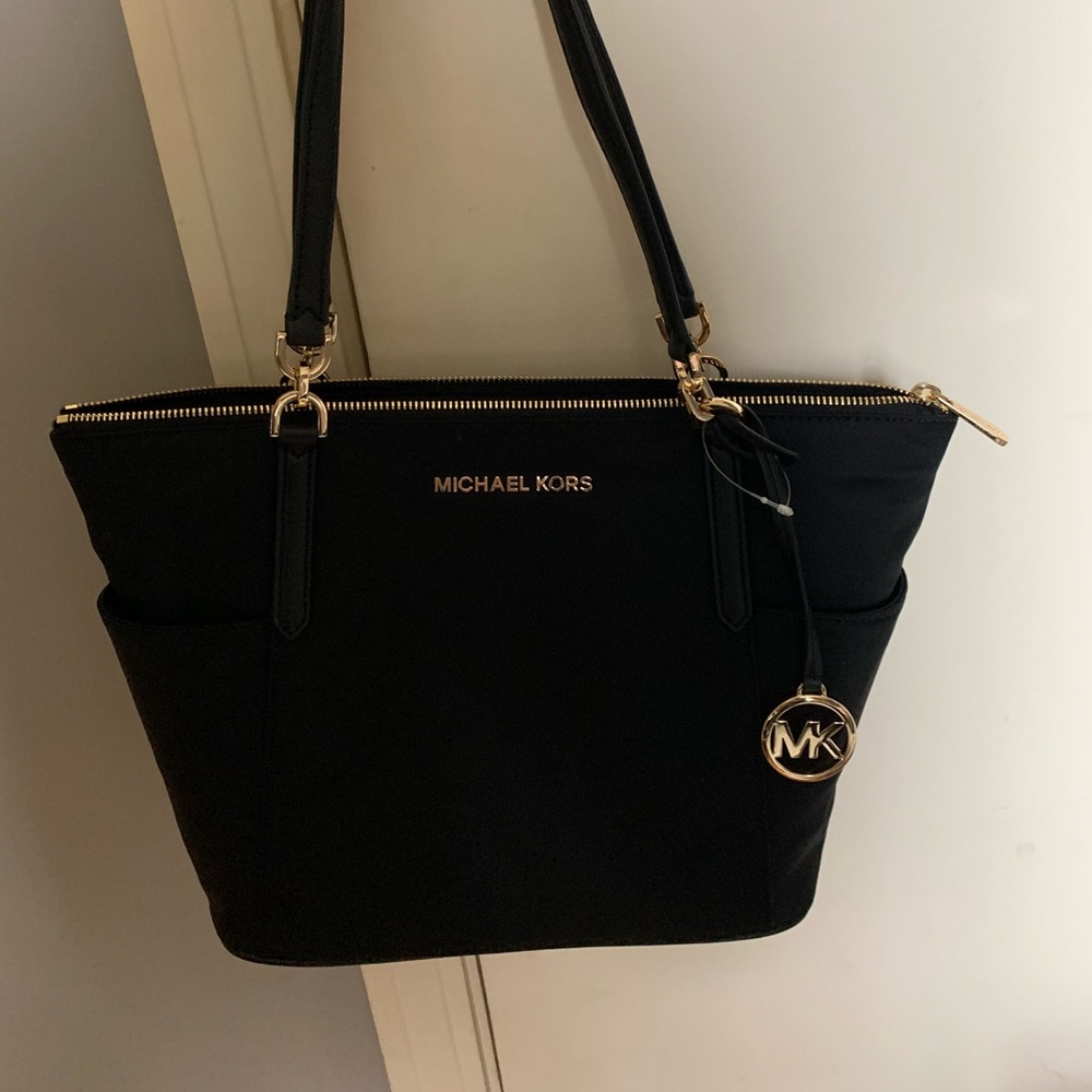 Michael Kors Bedford black tote
